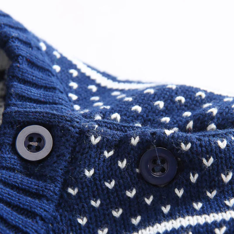 Knitting Christmas kid's O-Neck sweater