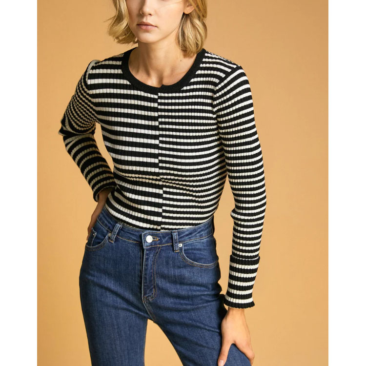 Women's Black Striped Pattern Knit Sweater