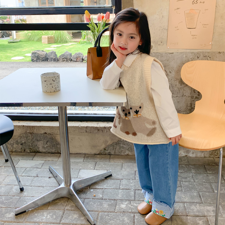 Children's Sleeveless Cartoon Crew Neck Sweater