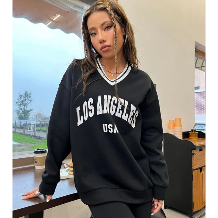 Women's Letter Graphic V-neck Pullover